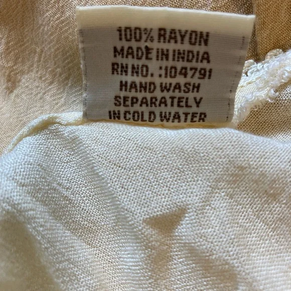 Advance Apparels Boho Festival Shirt Medium Cream & Tan Vacation Ready - Picture 7 of 7